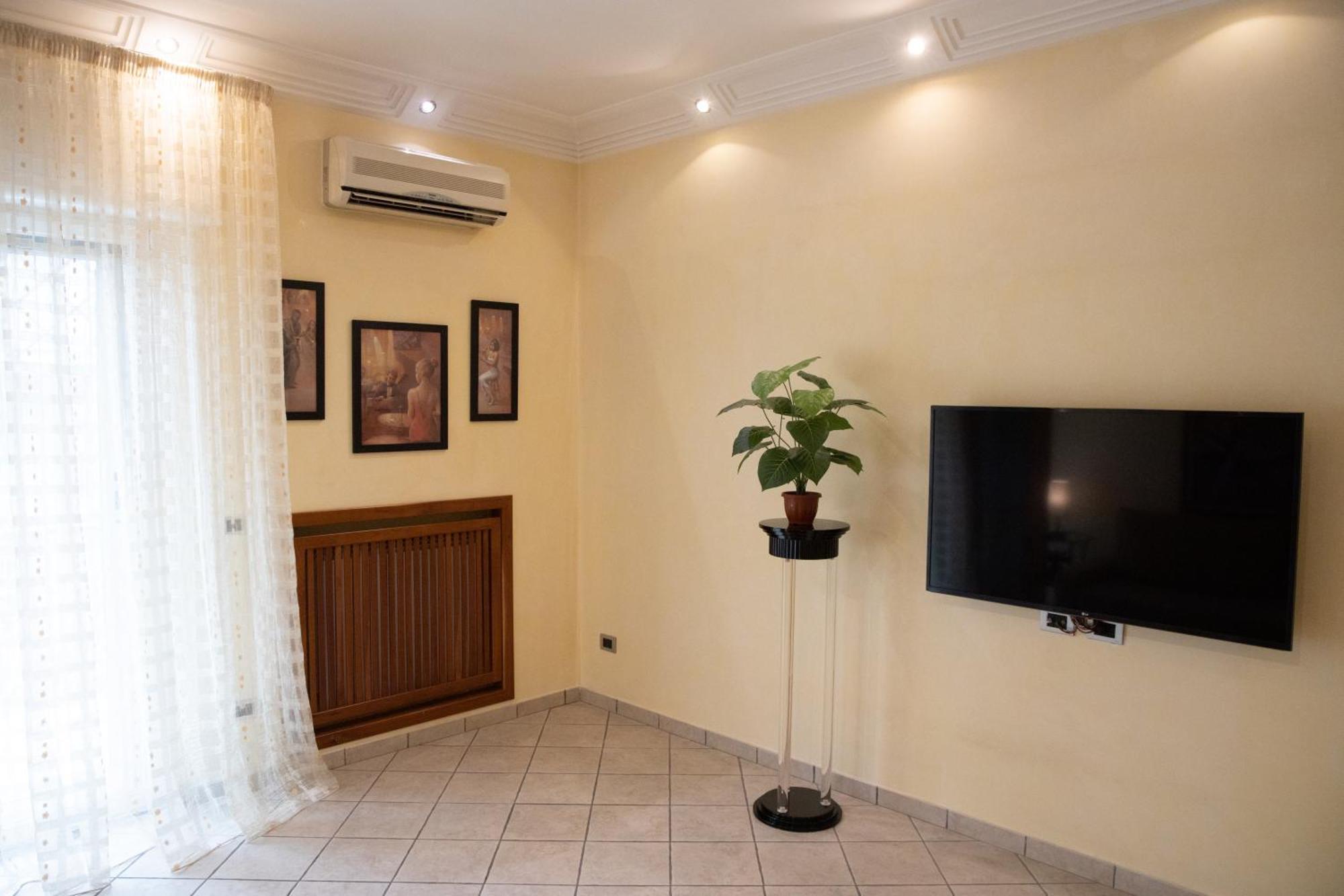 Holiday House Sabina Naples Exterior photo