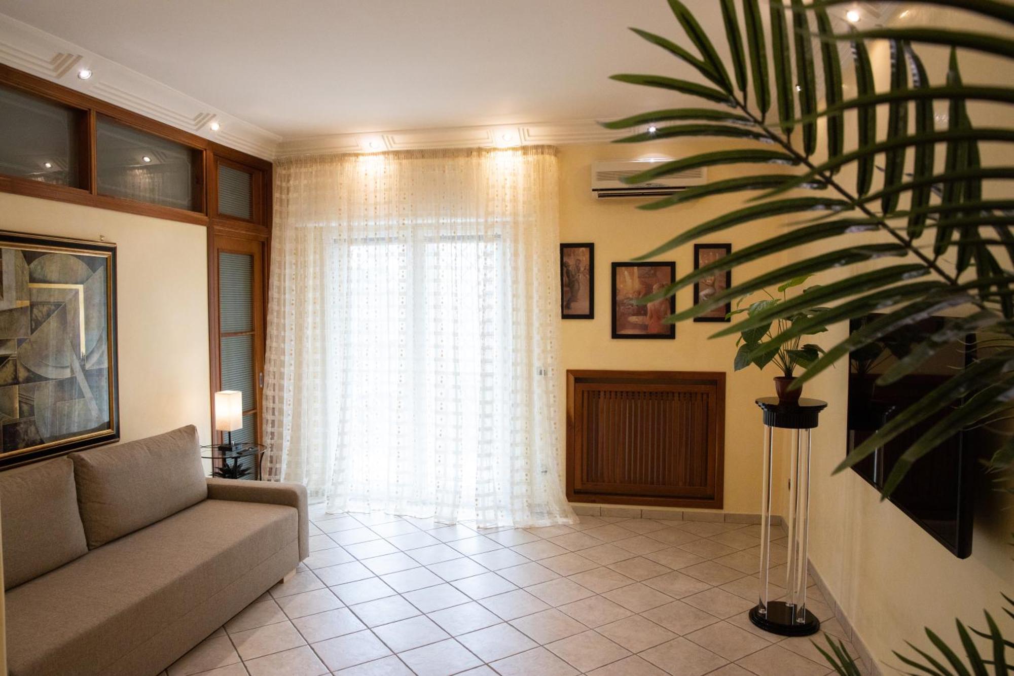 Holiday House Sabina Naples Exterior photo